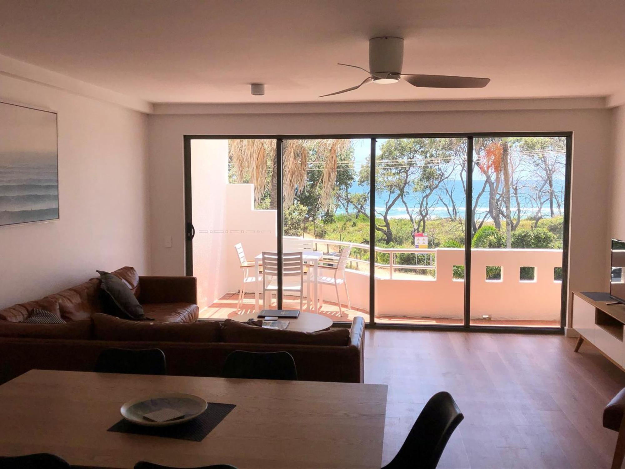 Camargue Beachfront Apartments マルーチードール エクステリア 写真