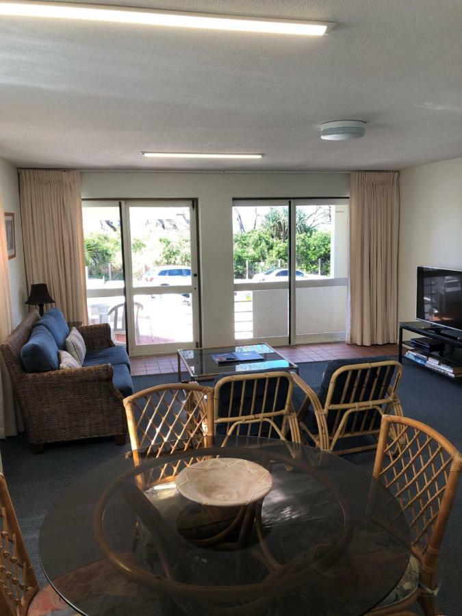 Camargue Beachfront Apartments マルーチードール エクステリア 写真
